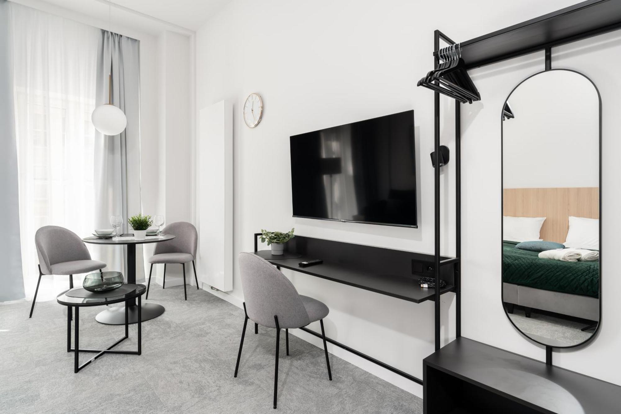 Citycenter Sauna & Fitness Apartments Podgorna By Renters Prestige Poznan Exterior photo